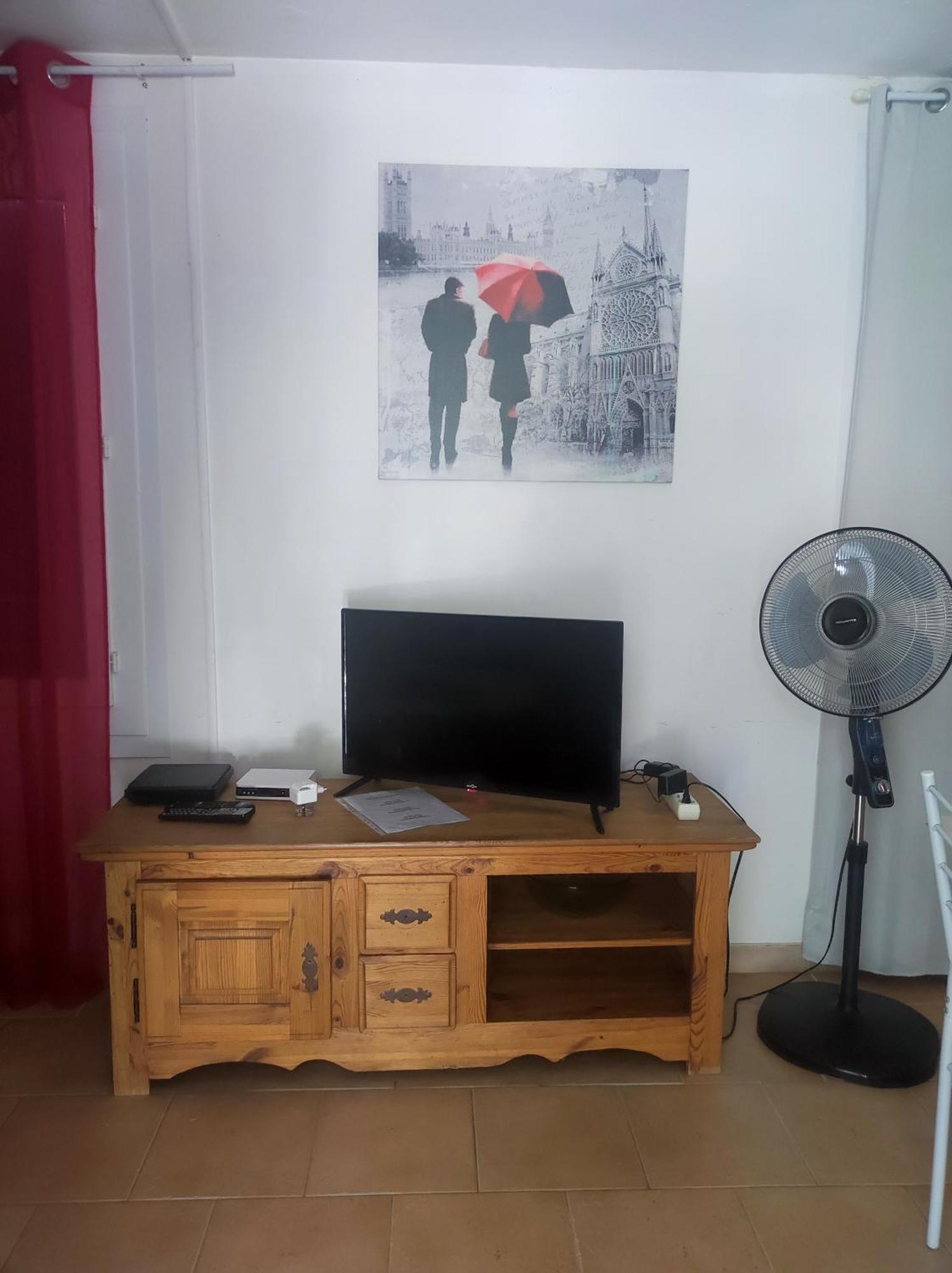 Ingrid Mary Apartment Nimes Room photo
