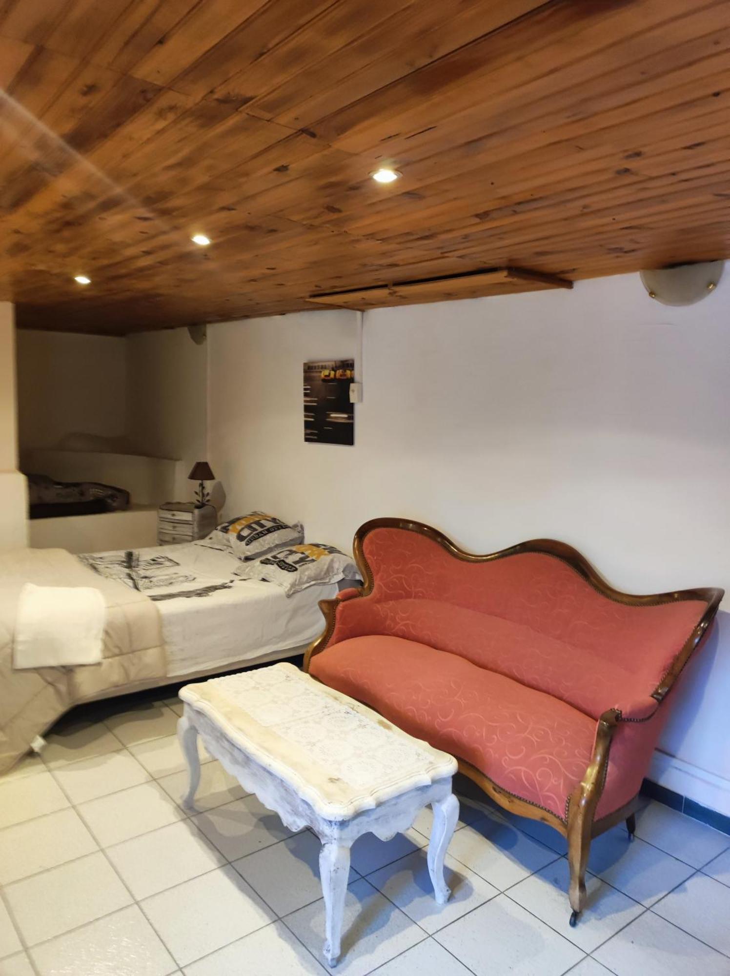 Ingrid Mary Apartment Nimes Room photo
