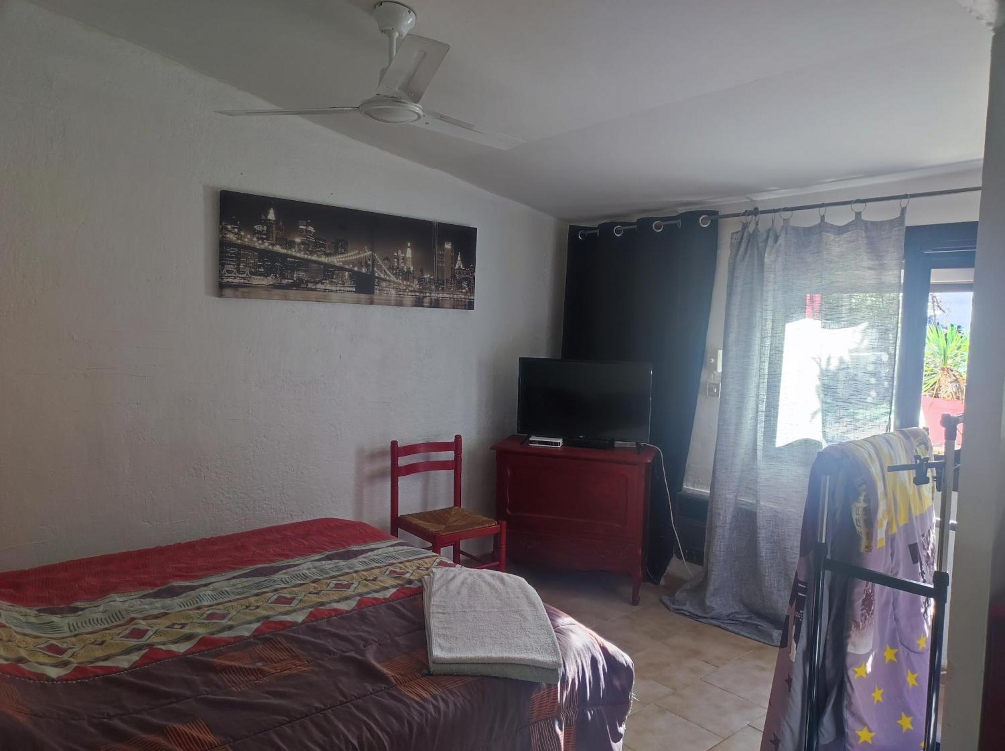 Ingrid Mary Apartment Nimes Room photo