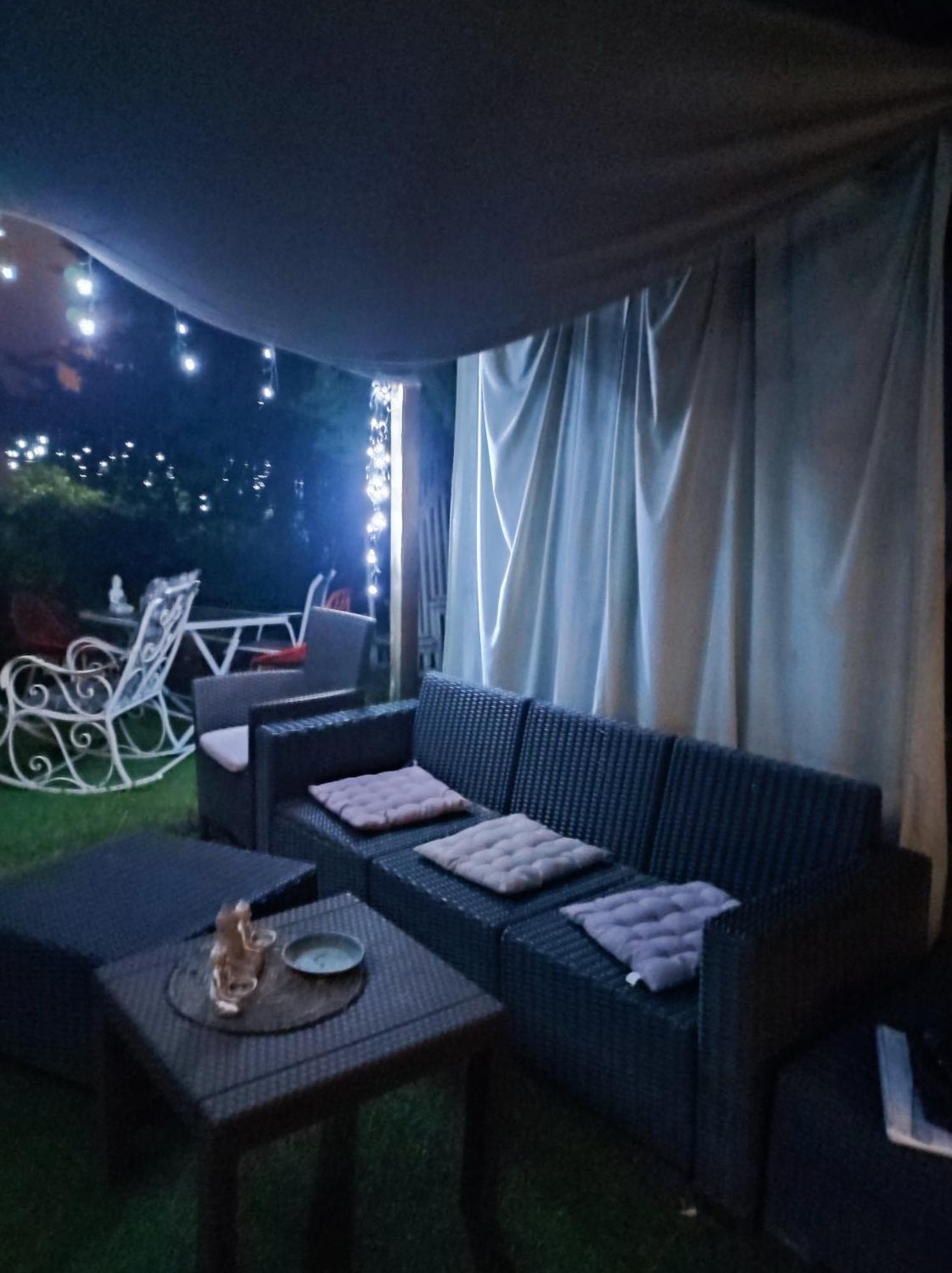 Ingrid Mary Apartment Nimes Exterior photo